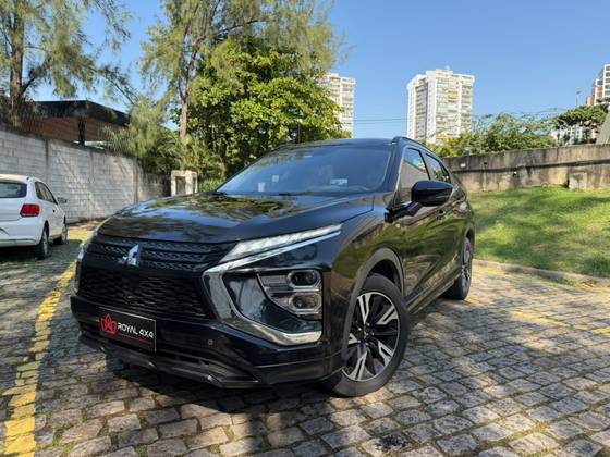 MITSUBISHI ECLIPSE CROSS 1.5 MIVEC TURBO GASOLINA HPE-S S-AWC CVT MITSUBISHI ECLIPSE CROSS 1.5 MIVEC TURBO GASOLINA HPE-S S-AWC CVT